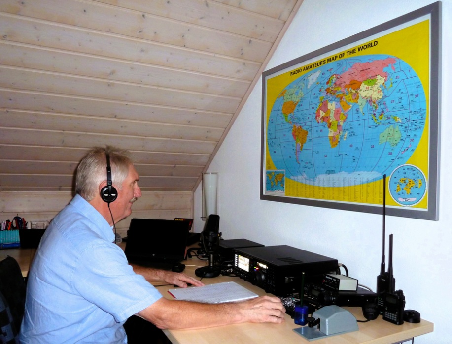 ILLW.jpg (182 kBytes)